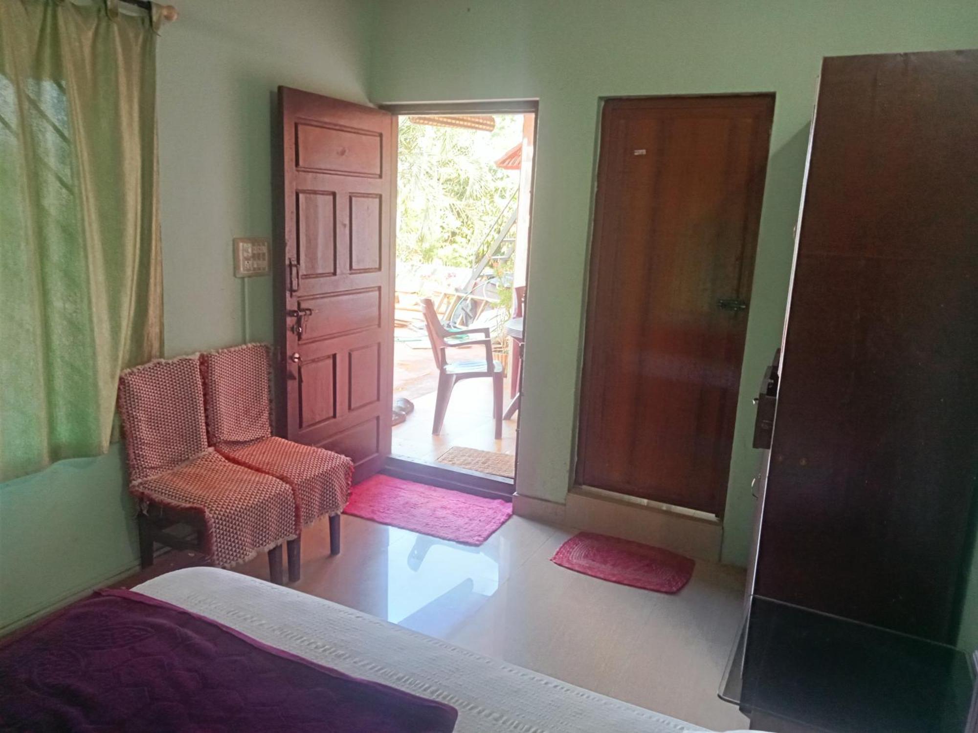 Eshwarkrupa Homestay ماديكيري المظهر الخارجي الصورة